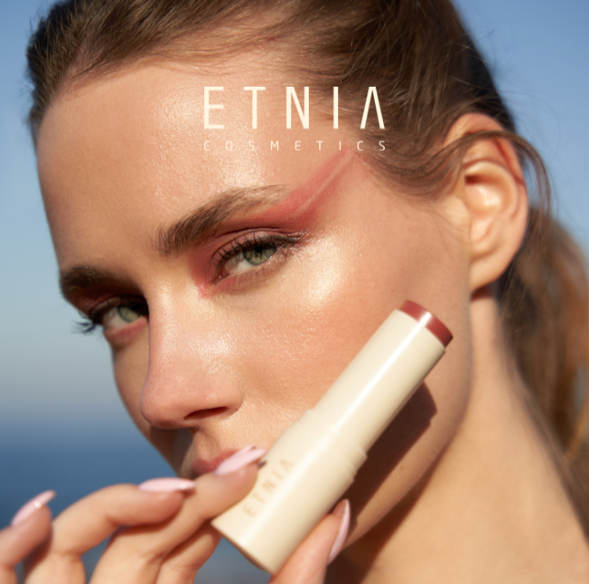 ETNIA